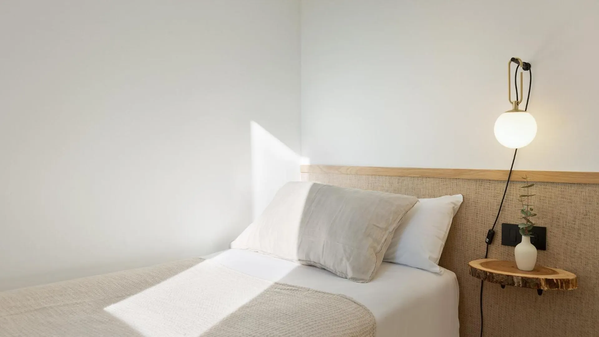 Appartamento Ola Living Calabria Barcellona Spagna