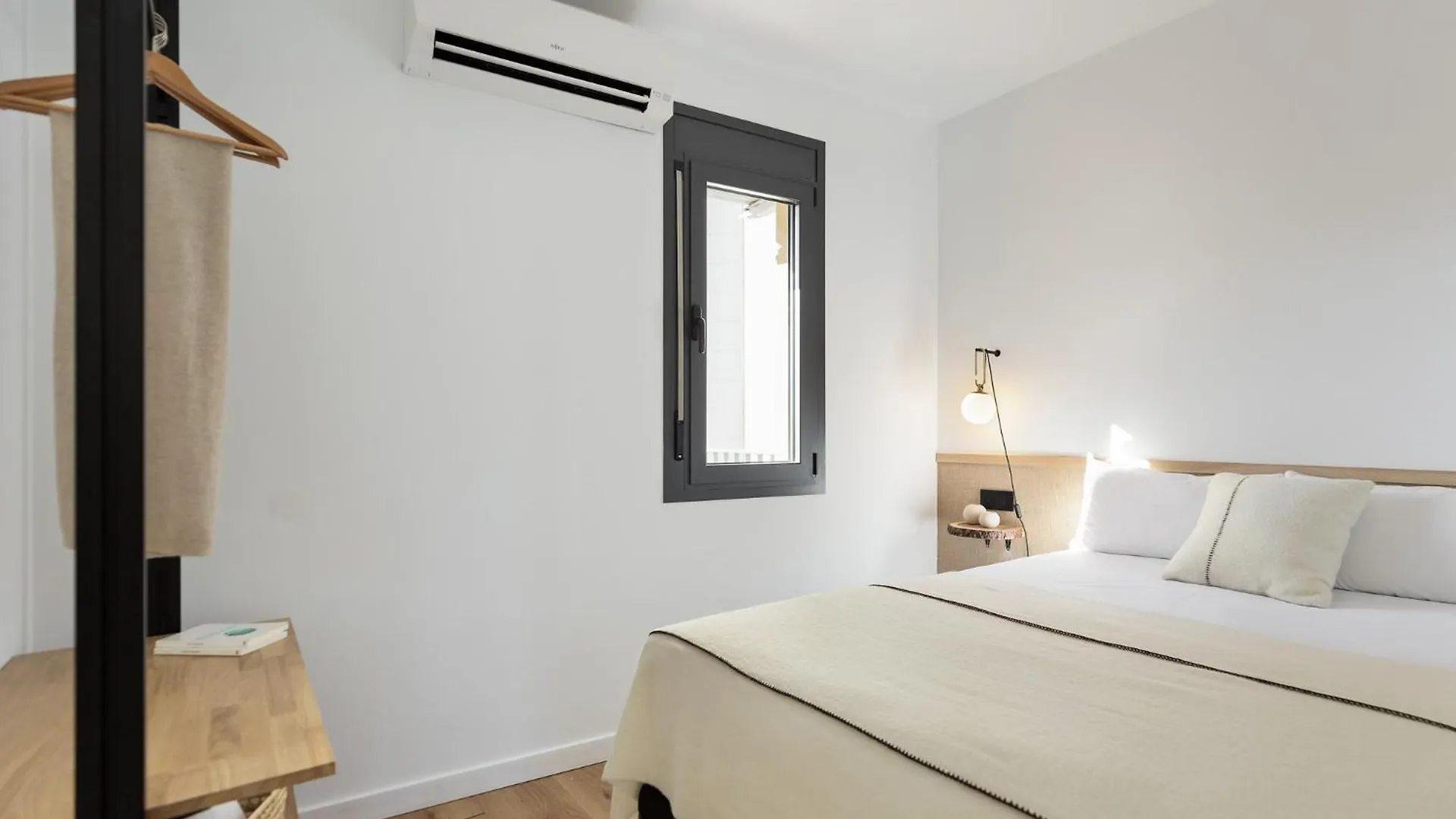 Ola Living Calabria Apartman Barcelona