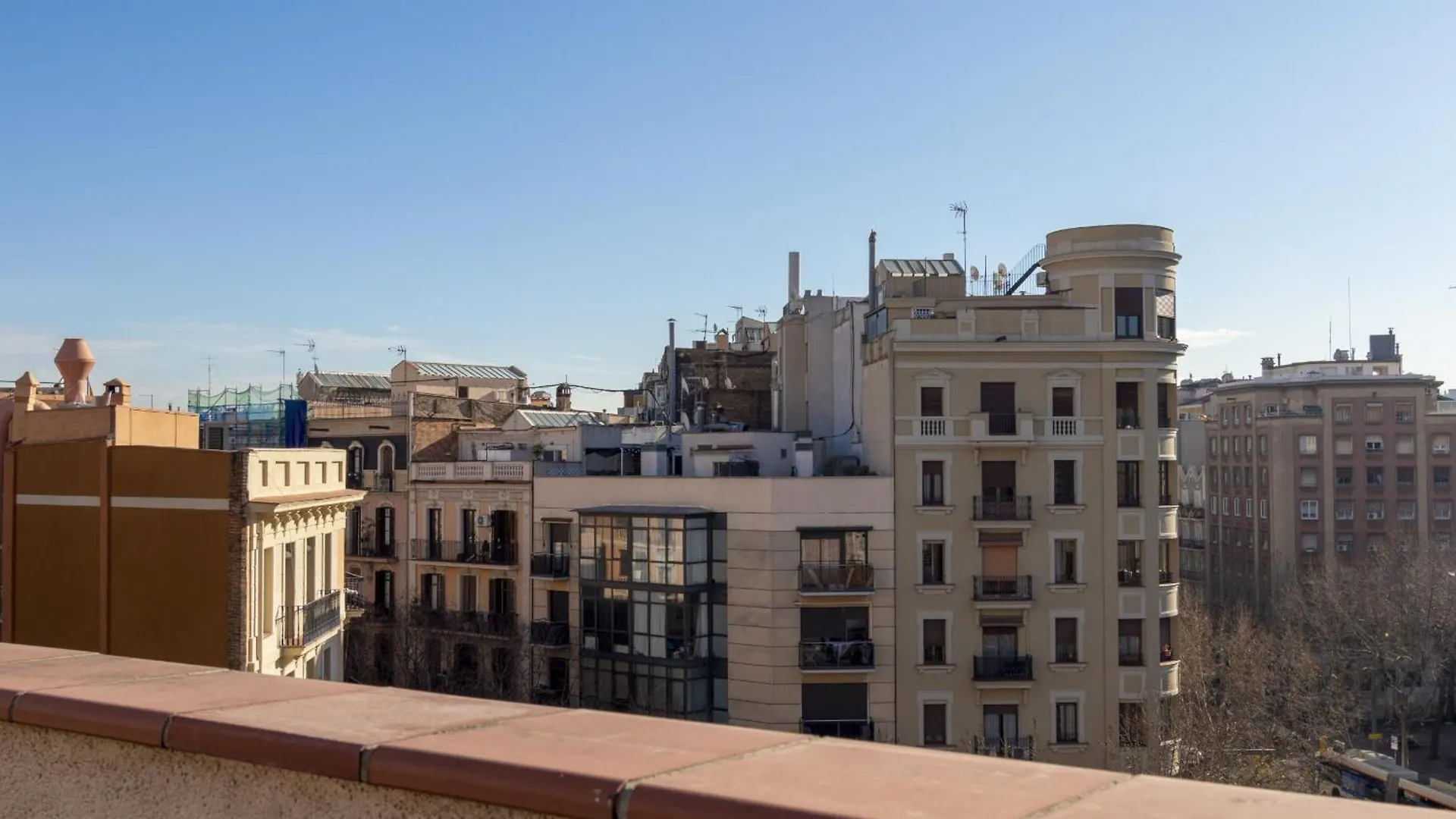 Ola Living Calabria Apartment Barcelona