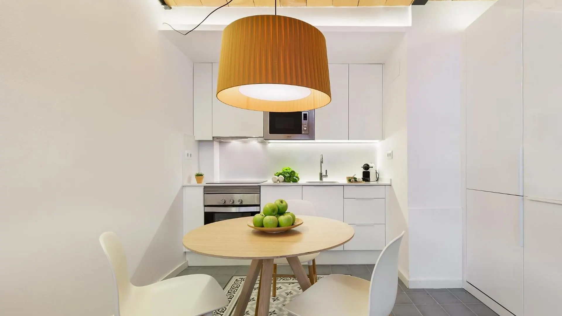 Ola Living Calabria Apartment Barcelona