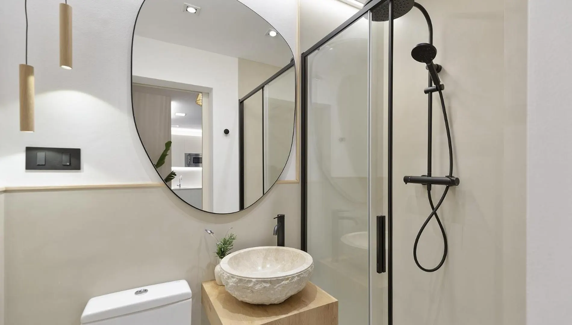 Ola Living Calabria Apartment Barcelona