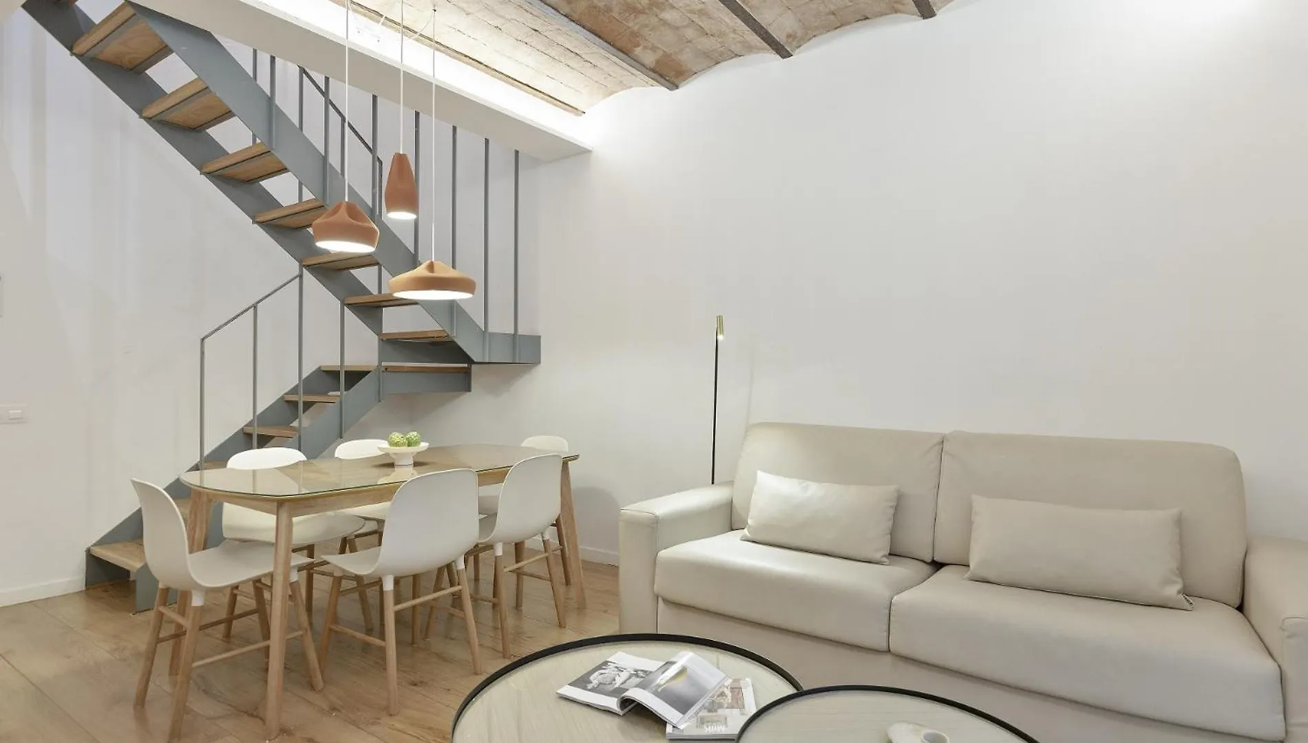 Ola Living Calabria Apartment Barcelona