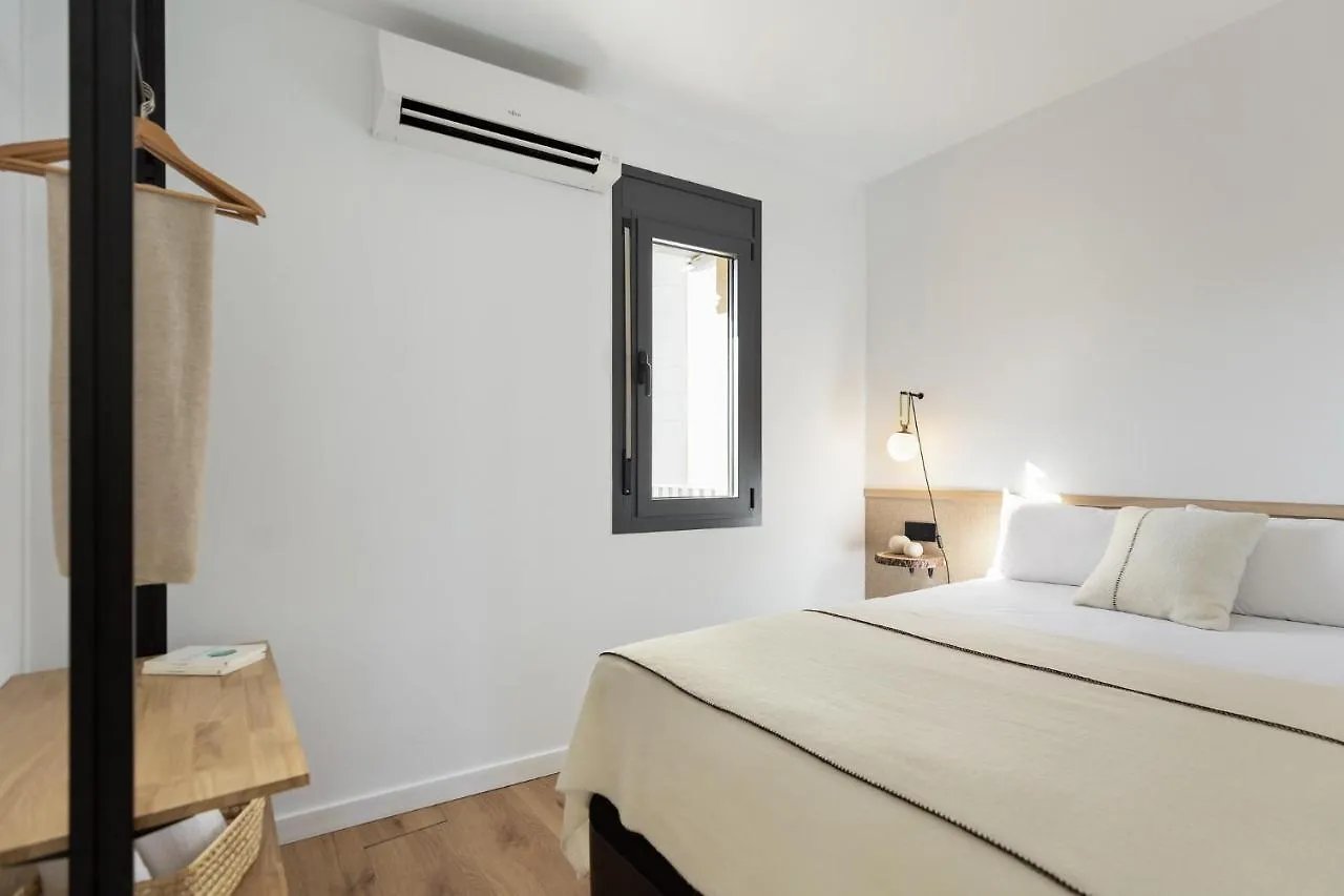 Ola Living Calabria Apartment Barcelona