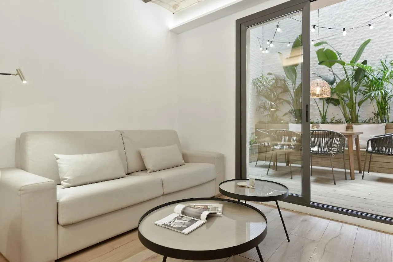 Ola Living Calabria Apartment Barcelona Spain