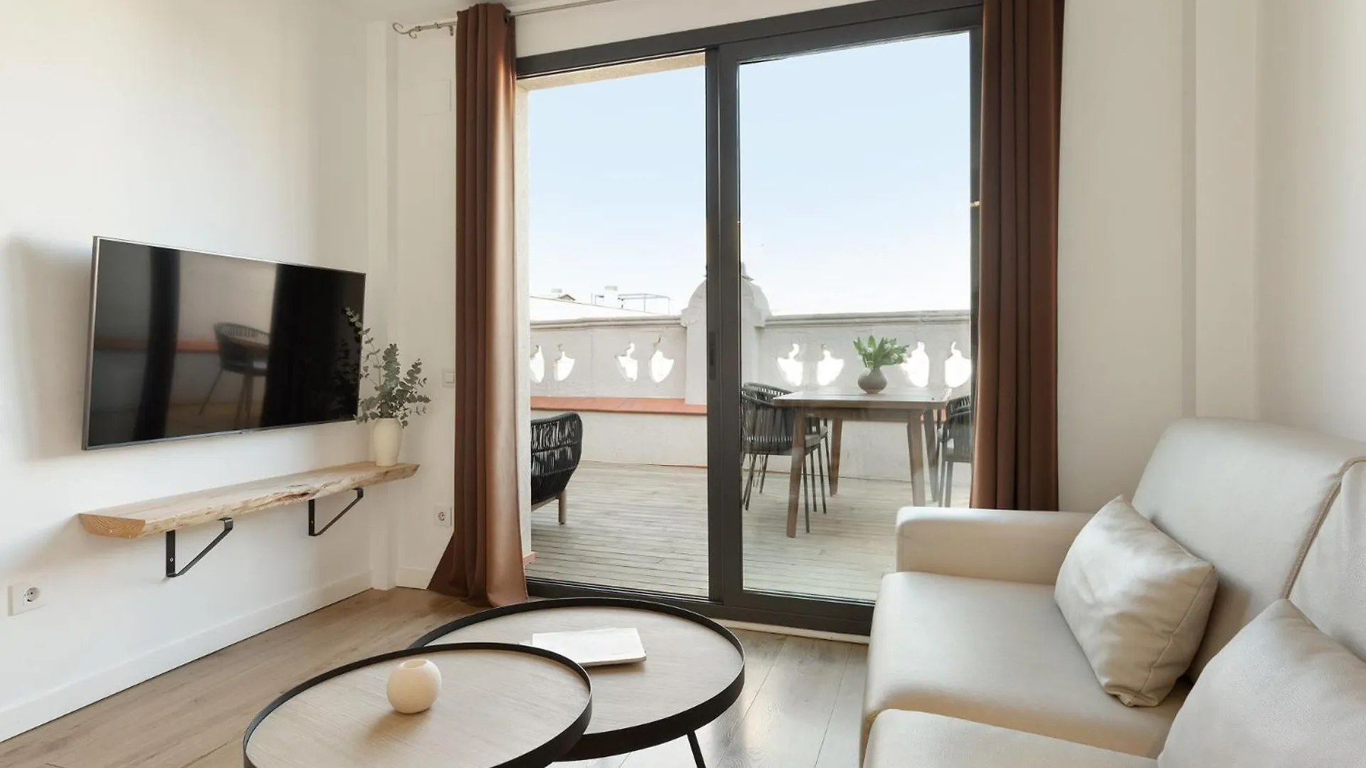 Ola Living Calabria Apartment Barcelona